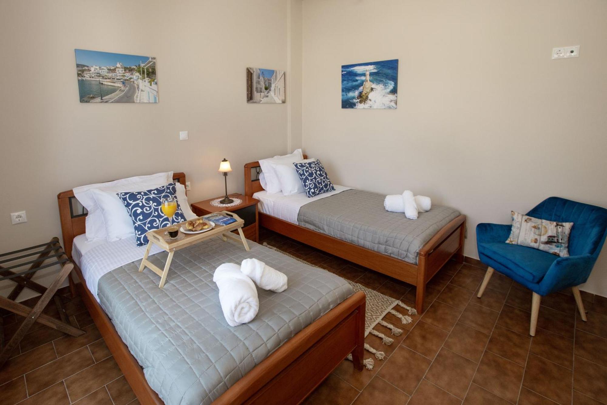 Ruby'S Summer House With Spacious Garden And Free Parking غافريون المظهر الخارجي الصورة