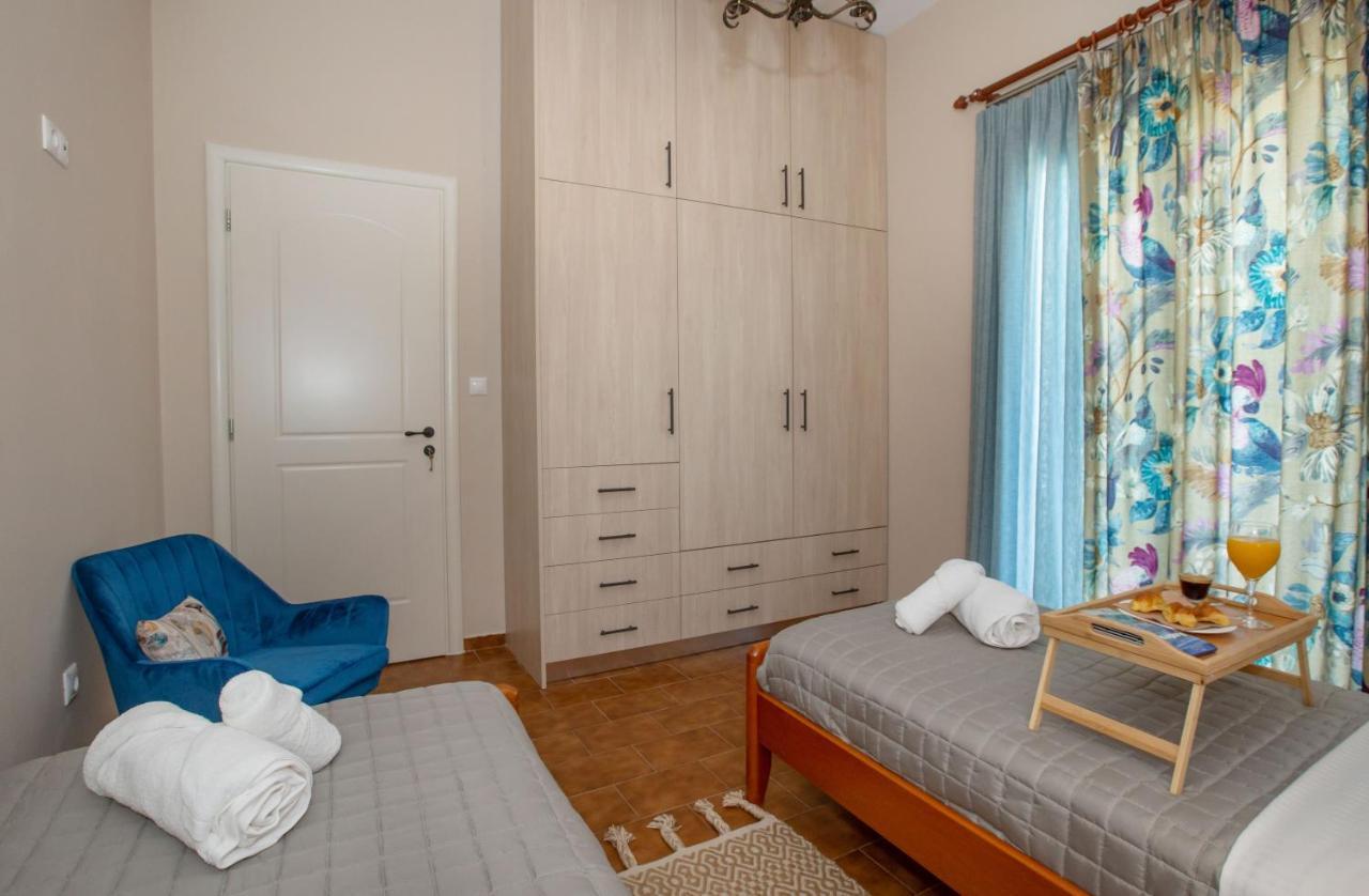 Ruby'S Summer House With Spacious Garden And Free Parking غافريون المظهر الخارجي الصورة